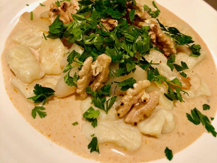 Hemgjord Gnocchi med gorgonzola.