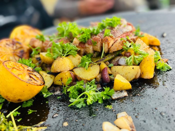 Kött och potatis på muurikka.