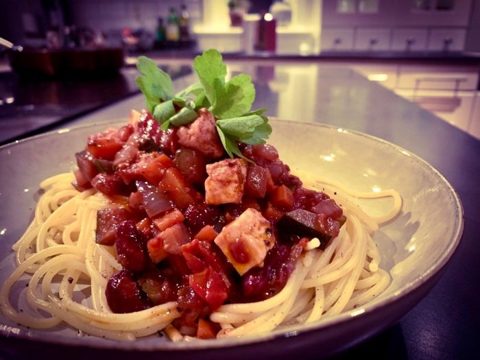Pasta med zucchini och paneer